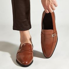 Category:Loafers  Slip-Ons; Upper Materials:PU; Embellishment:Metal; Season:Spring,Fall; Gender:Men's; Toe Shape:Pointed Toe; Style:British; Outsole Materials:Rubber; Occasion:Party  Evening,Office  Career; Closure Type:Slip-on; Function:Comfortable; Pattern:Solid Colored; Listing Date:06/05/2024; Foot Length:; SizeChart1_ID:2:186553 Slip-on Brown Dress Shoes For Party, Brown Slip-on Dress Shoes For Party, Slip-on Formal Dress Shoes For Fall, Slip-on Dress Shoes For Formal Occasions, Formal Slip-on Dress Shoes For Fall, Classic Brown Loafers For Party, Classic Brown Party Loafers, Brown Almond Toe Loafers For Party, Formal Fall Loafers