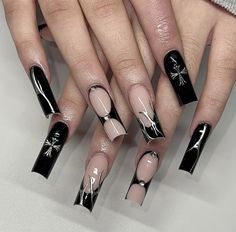 #blacknails #nailart #nailtech #nailsoftheday #nail2inspire #nailsart #nailsofinstagram #naildesign #summernails The Best Nails, Acrylic Nail Designs Coffin, Concert Nails, Shiny Nails Designs, Nails Art Ideas, Best Nails, Punk Nails, Grunge Nails