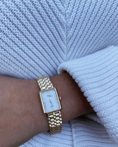 Aesthetic Watch, Sky Jewelry, Small Watch, Watch Fashion, Van Cleef Arpels