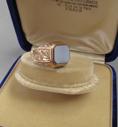 Vintage Gold and Agate Signet Ring - 14K Gold With a 14K gold Hungarian hallmark that was used from 1966. This ring is in very good condition. The head of the ring is 0.639 inches (16.24 mm) long. Size of the stone: 0.45 inches (11.34 mm) long and 0.45 inches (11.33 mm) wide Inside diameter: 0.807 inches (20.49 mm) Size: USA 10.5 UK V EU 64 Weight: 10.2 grams The box is not part of the auction. Free world-wide shipping by FedEx. Vintage Carved Signet Ring For Formal Occasions, Antique Carved Signet Ring For Formal Occasions, Vintage Carved Wedding Signet Ring, Vintage Carved Rings For Formal Occasions, Vintage Carved Rings For Formal Events, Vintage Rectangular Engraved Ring, Carved Signet Ring In 14k Gold For Formal Occasions, Vintage Intaglio Signet Ring For Anniversary, Formal Carved Signet Ring In 14k Gold