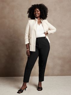 Airstretch Taper Pant | Banana Republic Factory Tapered Pants Outfit, Ankle Pants Outfit, Style Analysis, Work Chic, Banana Republic Factory, Work Dress, I Feel Pretty, Tapered Pants, Ankle Pants