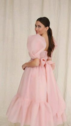 Organza Dress Indian, Organza Frocks For Women, Frocks For Women Party, Short Frocks For Women, Frock Designs For Women, Short Frocks, Birthday Dress Women, Simple Frock Design, Long Frock Designs