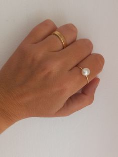 Hypoallergenic, extremely long-lasting 24k gold-plated adjustable ring. Decorated with river pearl! Elegant, chic, refined. It can also be worn together with other rings. Comfortable and light. Bridesmaid Proposals, River Pearls, Elegant Chic, Gold Plated Rings, Bridesmaid Proposal, Bridesmaids Gifts, Adjustable Ring, Adjustable Rings, Bridesmaid Gifts