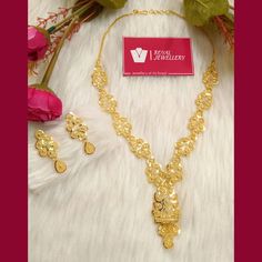 24 carat gold plated Kuwaiti necklace set with earrings. Elegant and delicate wear. A best replica of original gold sets. 100% real look. Perfect for any occasion. More variety on our shop. For any enquiries feel free to contact us. Please provide detailed address with contact number when order is placed as it is required on shipping label. Dubai Design Gold Necklace, Gold Kundan Necklace For Eid Gift, Gold Plated Jewelry Sets For Formal Diwali Event, Gold Plated Jewelry Sets For Formal Diwali Occasions, Formal Gold Plated Jewelry Sets For Diwali, Gold Plated Jewelry Sets For Formal Festivals, Formal Gold Plated Jewelry Sets For Festivals, Elegant Gold Kundan Necklace For Eid, Gold Necklaces Hand Set For Eid