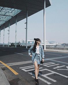 Ulzzang Outfit, Oufits Casual, Ulzzang Fashion, Korean Model, Korea Fashion, How To Pose, Photo Styling, Fashion Lookbook