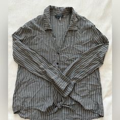 New With Tags Front Knot Shirt Gray And White Pinstripe Size: Small Green Velvet Blouse, Front Knot Shirt, Floral Puff Sleeve Top, Knot Shirt, Pinstripe Shirt, Gauze Shirt, Velour Tops, Velvet Blouses, Front Tie Shirt