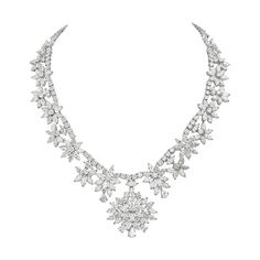 This Harry Winston style diamond cluster wreath necklace with flower drop features 125.8 carats of F-G VS diamonds set in platinum. The 125.8 carats of diamonds are comprised of 72.2 carats of marquise cut diamonds, 36.2 carats of pear shape diamonds, and 17.4 carats of round shape diamonds. 9 inch drop. 107.5 grams total weight. Made in Italy. Viewings available in our NYC showroom by appointment. Layered Diamond Necklace, Fancy Umbrella, Gold Bib Necklace, Wreath Necklace, Formal Necklace, Ruby And Diamond Necklace, Real Diamond Necklace, Alexandrite Stone, Luxury Jewellery