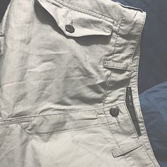 Brand New Rocawear Cargo Shorts Gray Cargo Pocket Bottoms For Summer, Gray Cargo Bottoms For Summer, Linen Short Pants With Pockets, Gray Mid-rise Shorts With Pockets, Gray Cotton Cargo Shorts, Military Style Cargo Shorts With Multiple Pockets, Military Cargo Shorts With Multiple Pockets, Military Style Cotton Cargo Shorts, Military Cargo Cotton Shorts