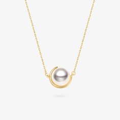 18K yellow gold Akoya saltwater cultured pearl Size: 7.5-8.0mm Chain length: 45cm (adjustable) Handpicked of every pearl, only top 1% of pearls are selected Handcrafted Lifetime warranty Yellow Gold Necklace With Pearl Pendant, Classic Round Pearl Necklace With Clavicle Chain, 14k Gold Pearl Chain Necklace, 14k Gold Round Pearl Drop Necklace, Yellow Gold Pearl Drop Necklace, Anniversary Akoya Pearl Necklace In Yellow Gold, Yellow Gold Akoya Pearl Necklace For Anniversary, Anniversary Yellow Gold Akoya Pearl Necklace, Akoya Pearl Necklace With Pearl Pendant