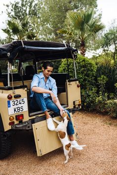 The new Sneaker 02 in white leather worn by Ismaël with vintage Levi's and shirt from Berg & Berg. Photographed in Mallorca 2021.⁠ ⁠ #morjas Best White Sneakers, White Sneakers Men, Hiking Fashion, Leather Wear, Luxury Sneakers, Sneakers For Men, Retro Sneakers, New Sneakers, White Trainers