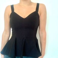 Liliana Rojana Black Sleeveless Peplum Top Women's Size Small Nwt New With Tags. Stretchy, Soft, And Comfortable. Sweetheart Neckline, Peplum Hem, Back Zipper Closure. Chic Sleeveless Top With Built-in Bra, Fitted Camisole Tank Top For Party, Chic Fitted Tank Top For Party, Chic Fitted Tank Top For Date Night, Stretch Peplum Top For Party, Fitted Black Peplum Top, Fitted Sleeveless Top For Date Night, Black Peplum Top For Summer, Fitted Cami Tank Top For Night Out