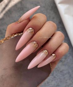 Long Almond Nails, Unghie Sfumate, Nude Nail Designs, Nails 2022, Almond Acrylic Nails, Elegant Nails, Luxury Nails