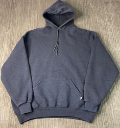 Vintage 2000s Russell Athletic Basic Blank Sportswear Y2K Aesthetic Streetwear Essential Navy Pullover Hoodie Double Extra Large Mens Condition:  Good Used Condition  = Very Faint Stain On The Front Of The Sweatshirt Due To Age And Wear  Measurements: Please see photos above for all measurements IF YOU BUY TWO OR MORE ITEMS USE THE CODE BUNDLE @ CHECK TO SAVE 20% WE SHIP WITHIN 24 HOURS AFTER PURCHASE! Please be aware that we do not offer free returns!! The Buyer is responsible for the cost of the return label. Follow us on TikTok & Instagram @findsnostalgic and tag us in your finds Gray Hoodie With Drawstring For Sports Season, Solid Color Sportswear Hoodie For Sports Season, 90s Style Winter Hoodie With Double-lined Hood, Gray Hooded Hoodie For Sports Season, 90s Style Long Sleeve Hoodie With Drawstring, 90s Style Winter Hoodie With Drawstring Hood, 90s Style Winter Sweatshirt With Drawstring Hood, 90s Style Sports Hoodie For Winter, 90s Style Long Sleeve Hoodie For Outdoor