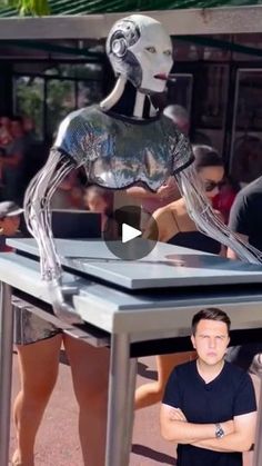 61M views · 220K reactions | Magic tricks 😱😂 #cardtrick #tutorial #cardmagic #playingcards | Magic Tricks Cool Optical Illusions, Card Tricks, Magic Tricks, Optical Illusions, Halloween Costume, Playing Cards, Halloween Costumes