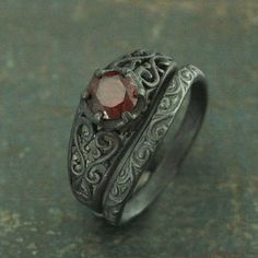 Gothic Engagement Ring, Oxidized Silver Rings, Wire Wrapped Jewelry Tutorials, Palm Coast, Vintage Style Rings, Dark Heart, Dope Jewelry, Garnet Ring, Funky Jewelry