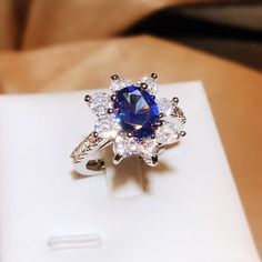 Color: KYRA01956 Size: Adjustable Opening Style: INS Style Classic Oval Flower Ring, Oval Flower Ring For Promise, Full Diamond Ring, Wedding Anniversary Ring, Ring Settings Types, Wedding Anniversary Rings, Ladies Diamond Rings, Jewelry Birthday, Oval Rings