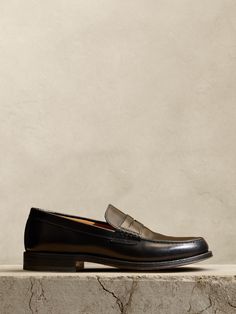 A classic penny loafer crafted in Portugal from leather from tip to toe, we cut these with a classic almond toe and stacked leather heel so they'll serve you well for years to come.  Leather uppers.  Leather lining.  Leather soles.  Made in Portugal.  Heel height: 0. 5" (1cm) Dress Shoes Flats, Loafers Online, Black Leather Loafers, Gorgeous Leather, Penny Loafer, Fall Shoes, Business Dresses, Shoes Shop, Mens Fashion Shoes