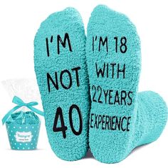 i'm not with 40 years experience socks and cupcake gift set for women