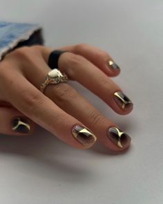 Nail Design Glitter, Black Nail, Chrome Nails, Square Nails, Gold Nails, Nude Nails, Nail Trends