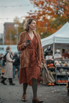 Fall Outfits For Women Over 50, Fall Festival Outfit, Edgy Work Outfits, Coffee Date Outfits, Classy Fall Outfits, Outfit Ideas For Fall, Outfits For Women Over 50, Classy Looks, Boho Goth