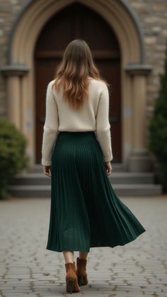 #outfit #outfitoftheday #outfitideas #outfits #outfitinspo #outfitsbacktoschool #outfitstyle #winteroutfit #y2koutfit #falloutfit Skirts Ideas, Trendy Outfit Ideas, Fall Outfit Ideas, Trendy Fall Outfits, Trendy Outfit, Mid Length Skirts, Trendy Fall, Midi Skirts, Earthy Tones