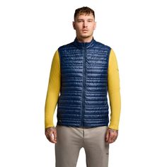 Fortified for fierce forecasts  the men's Saucony Hurricane insulated vest is made with water- and wind-resistant materials to help keep you dry  for warmth that won't weight you down. Mens Vests, Vests Mens, Rei Co-op, Navy Color, Mens Outfits, Navy, Water, Clothes