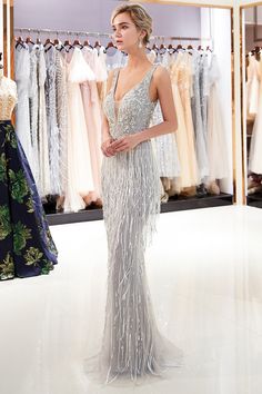 Discover Biztunnel's affordable Latest Vneck Beading Fringe Tulle Mermaid Prom Dress in all colors. Thousands of cheap formal dresses are offered. Safety Payment. Top Quality. Backless Mermaid Prom Dresses, Crystal Prom Dress, Silver Evening Dress, Matric Dance, Beaded Party Dress, Tulle Evening Dress, Prom Dresses Sleeveless, Prom Dresses For Sale, Sequin Prom Dresses