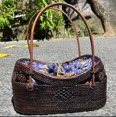 Experience luxury and sustainability with our custom handmade rattan handbags. Free shipping available for a limited time only. Shop now and make a fashion statement. Fun Times With Friends, Rattan Bags, Flowy Sundress, Rattan Handbags, Patchwork Cowhide Rug, Leather Waist Bag, Real Leather Bags, Cowhide Bag, Street Style Edgy