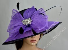 "Vogue hats are perfect for horse racing events, church, the Kentucky derby, weddings, garden tea parties and charity events. Size: One size / Adjustable inner band. Brim: approx. 5\" Please feel free to ask me any questions or special requests. All pieces are securely wrapped & boxed to prevent damage/breakage. Please visit my other shop https://www.etsy.com/shop/LadyHatsBoutique?ref=hdr_shop_menu Thank you very much for shopping at my shop. Have a great day." Kentucky Derby Party Hats, Kentucky Derby Themed Party, Kentucky Derby Party Decorations, Kentucky Derby Wedding, Hat Tea Party, Tea Hats, Woman Hat, Hat Wedding, Church Hat