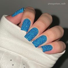 маникюр Blue Nails With Glitter, Blue Sparkly Nails, Shiny Nails Glitter, 2023 Nails, Fancy Nails Designs, Blue Nail Art