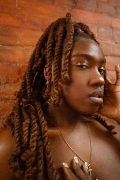 Dosso Beauty Marley Hair in the color 30 on chocolate model styled in Havana twists Cuban Twists, Chocolate Locs, Havana Twists, Face References, Protective Hair, Havana Twist, Crochet Hair Extensions, Marley Hair, Texturizer On Natural Hair