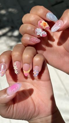 nails summer beach floral flowers 3D pink hibiscus vacafion holidau nail art ideas Beach Nails Hibiscus, Hibiscus Flower Nails 3d, Pink Hawaii Nails, 3d Beach Nails, 3d Hibiscus Flower Nails, Nail Inspired Summer, Pink Nails Beach, Nails For Bali, Teen Nail Ideas