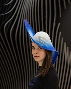 zaha hadid H-line hat New York High Line, Creative Accessories, Fashion Design Collection, Zaha Hadid Architects, High Line, A Level Art, Zaha Hadid, Tech Fashion, Organic Design