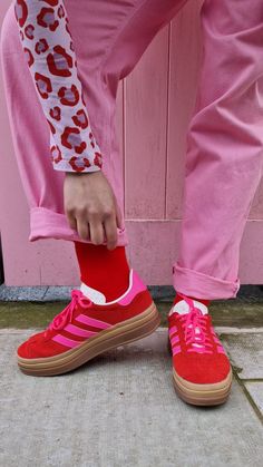 Colourful sneaker head collection Red and Pink colour combo Adidas shoes 📸 by @novasistas Cool Shoes Aesthetic, Pink Colour Combo, Dopamine Release, Platform Sneakers Outfit, Colourful Shoes, Adidas Gazelle Outfit, Adidas Gazelle Bold, Gazelle Bold, Bold Shoes