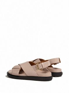 Marni Fussbet Leather Sandals - Farfetch Chanel 2, Sand Beige, Iconic Bags, Leather Buckle, Flat Boots, Summer Beach Wear, Pump Sandals, Ballet Flat Shoes, Ski Wear