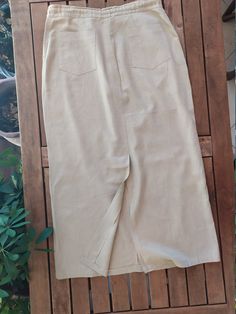 Vintage 00's linen & cotton skirt, long skirt, women's shirt, women's clothing, vintage clothing, vintage skirt, linen clothes, linen skirt Αn amazing skirt in a straight line, in beige color. It is made of linen and cotton fabric vintage contdition: excellent sizes: XLarge, but better look measurements: Waist (double that) 42 cm // 16.53 in hips (double that) 52 cm // 20.47 in Length 90 cm // 35.43 in Chic Midi-length Cotton Maxi Skirt, Chic Cotton Maxi Skirt Midi Length, Chic Cotton Maxi Skirt In Midi Length, Casual Fitted Linen Maxi Skirt, Fitted Linen Casual Maxi Skirt, Fitted Linen Maxi Skirt Casual Style, High Waist Cotton Maxi Skirt For Day Out, Fitted Midi Maxi Skirt With Pockets, Chic Midi-length Cotton Skirt