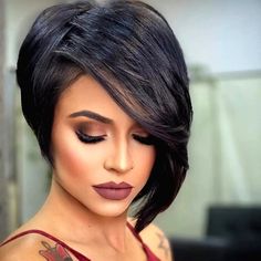 These trendy girls’s hairstyles for brief hair use stylish texture and cute shade to create the newest style appears to be like. And one other fabulou... Messy Bob Haircut, Pixie Bob Haircut, Summer Haircuts, Bob Haircut With Bangs, Blonde Pixie Haircut, Short Straight Hair, Short Hair Color, Pixie Bob