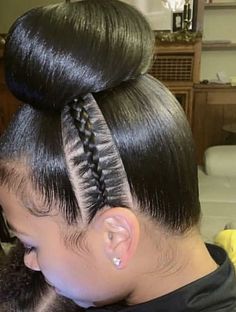 Mid Length Hair Ponytail Hairstyles, Updo Styles For Black Women, Black Hair Updo Hairstyles, Sleek Ponytail Hairstyles, Pony Tails, Black Ponytail Hairstyles, Updo Styles, Two Braids, Natural Hair Updo