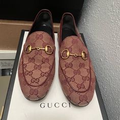 Burgundy Gucci Loafers Worn To Work A Few Times Beautiful Used Condition Leather Soles Size 35 Gucci Designer Flat Heel Loafers, Gucci Brown Loafers, Gucci Monogram Loafer, Designer Slip-on Loafers With Horsebit Detail, Brown Gucci Loafers With Horsebit Detail, Luxury Brown Gucci Loafers, Gucci Leather Slip-on Loafers, Gucci Loafers, Bit Loafers