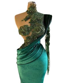 Green Fantasy Dress, Green And Gold Dress, Celestial Dress, Green Costumes, Velvet Dress Long, Peach Dress, Acupressure Points, Queen Dress, Feather Dress