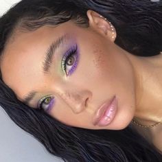 Purple Fairy Makeup Halloween, Green And Purple Makeup, Purple Fairy Makeup, Alissa Janay, Fairy Eye Makeup, Purple Makeup Looks, Purple Eyeliner, Maquillage On Fleek, Set Painting