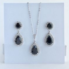 Black Wedding Jewelry, Black Jewelry Set, Quinceanera Jewelry, Prom Necklaces, Prom 2023, Prom Inspo, Black Bridal, Black Diamond Ring Engagement, Prom Jewelry