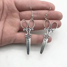 1pair Tailor Scissors Earrings Vintage Scissors Dangle Earrings For Men & Women Unisex Earrings Trendy & Unique Jewelry & Accessories Color: Vintage Silvery Scissors Earrings, Scissor Earrings, Antique Scissors, Mod Earrings, Tailor Scissors, Vintage Scissors, Unisex Earrings, Earrings For Men, Stone Dangle Earrings