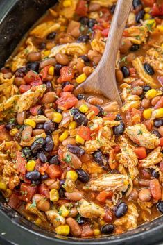 slow cooker chicken chili with black beans and corn