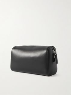 Montblanc's belt bag is inspired by the 1950s Meisterstück 142 fountain pens. Made from the label's 'Extreme 3.0' leather, it has a a small yet generous interior with plenty of space for your phone, wallet, sunglasses and keys. The adjustable webbing strap can be worn cross-body or over the shoulder. Belt Bag For Men, Holdall Bag, Leather Weekender Bag, Leather Belt Bag, Leather Belts Men, Webbing Strap, Black Accessories, Fountain Pens, Phone Wallet