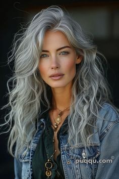 Gray Hair Color Guide: Tips for Styling Gray Hair - Puqqu White Hair Highlights Going Gray, Long Grey Hair, Long Silver Hair, Hair Color Guide, Grey Hair Looks, Grey Hair Don't Care, Silver Haired Beauties, Hair Pics, Long White Hair