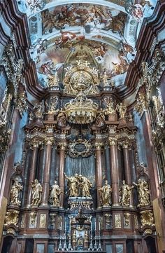 Melk Abbey is a spiritual and cultural center of great importance in Austria, located in the city of Melk, next to the Danube River. It is part of the Wachau Cultural Landscape, a UNESCO World Heritage site. Catholic Altar, Church Architecture, Sacred Places