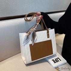 Bird in Bag - Large capacity bags female new fashion shoulder bag popular handheld tote bag Details Pictures, Street Trends, Word Wrap, White Space, Sewing Thread, Bird In Bag, Office Ladies, Large Bags, Shoulder Handbags