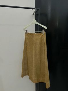 Pure Elegance in a Skirt High-Rise Design with Natural Fiber Edge – Majxx Gold Skirt For Fall Season, Gold Skirt For Fall, Gold Relaxed Skirt Bottoms For Spring, Gold Relaxed Fit Skirt For Spring, Gold Lined Skirt Bottoms For Fall, Gold Lined Skirt For Fall, Denim Chic, Printed Midi Skirt, Half Skirt