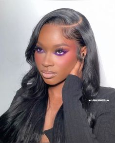 Purple Makeup Looks For Black Women, Makeup Looks Glamour, Dark Skin Makeup Looks, Make Up Looks Black Women, Makeup Soft Glam, Makeup Content, Purple Makeup Looks, Woc Makeup, Maquillage Yeux Cut Crease